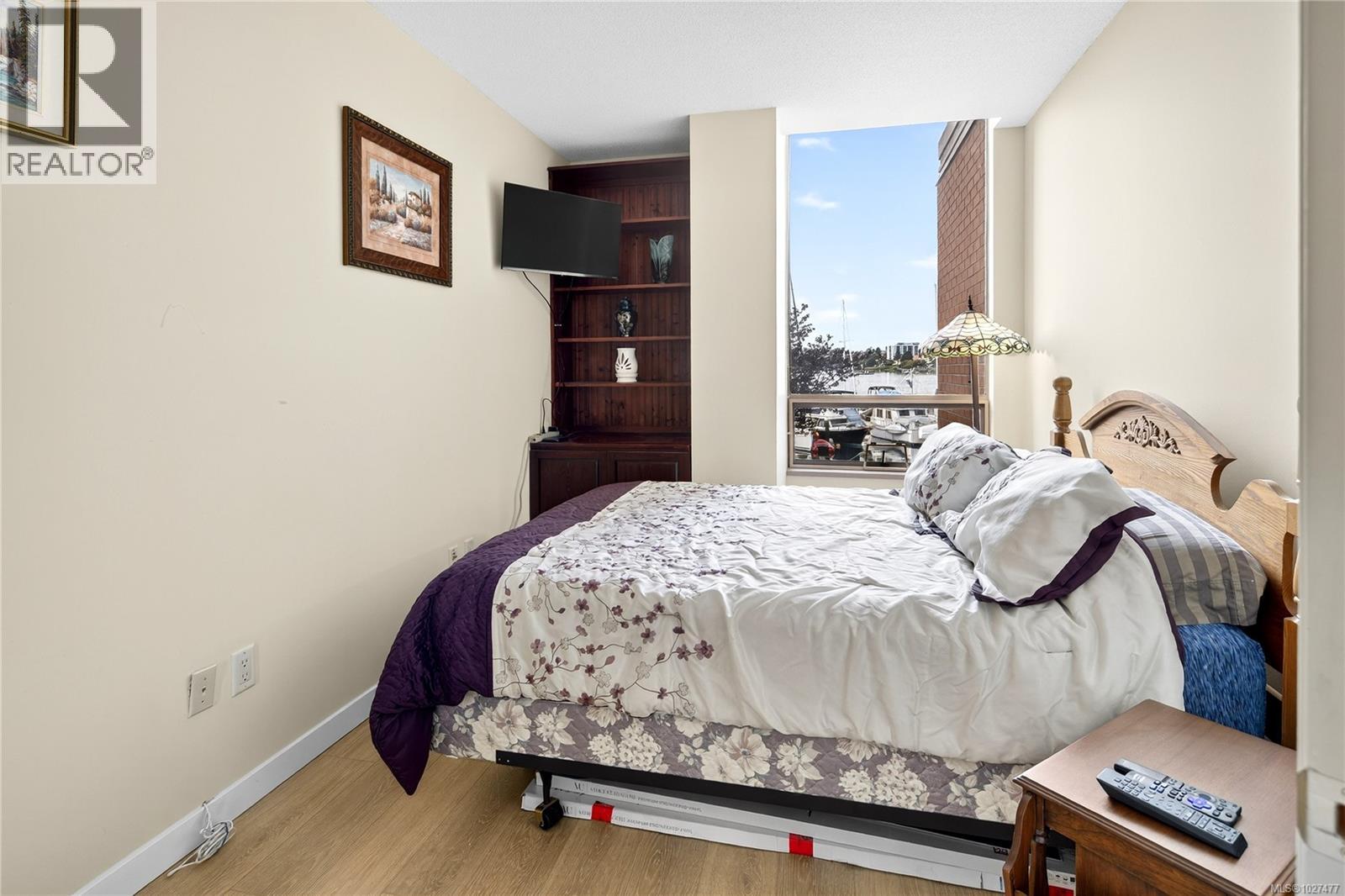 #203 636 Montreal St - 28