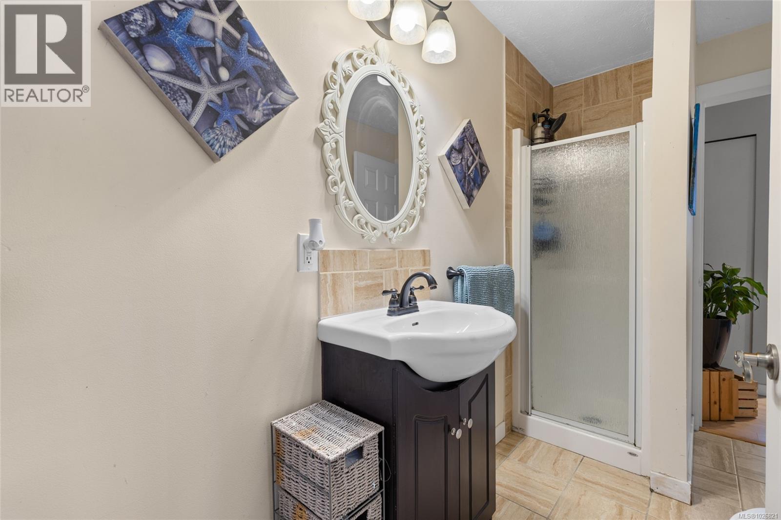  661 Marlisa Place, Langford