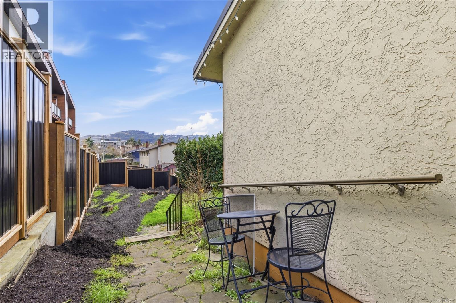  661 Marlisa Place, Langford