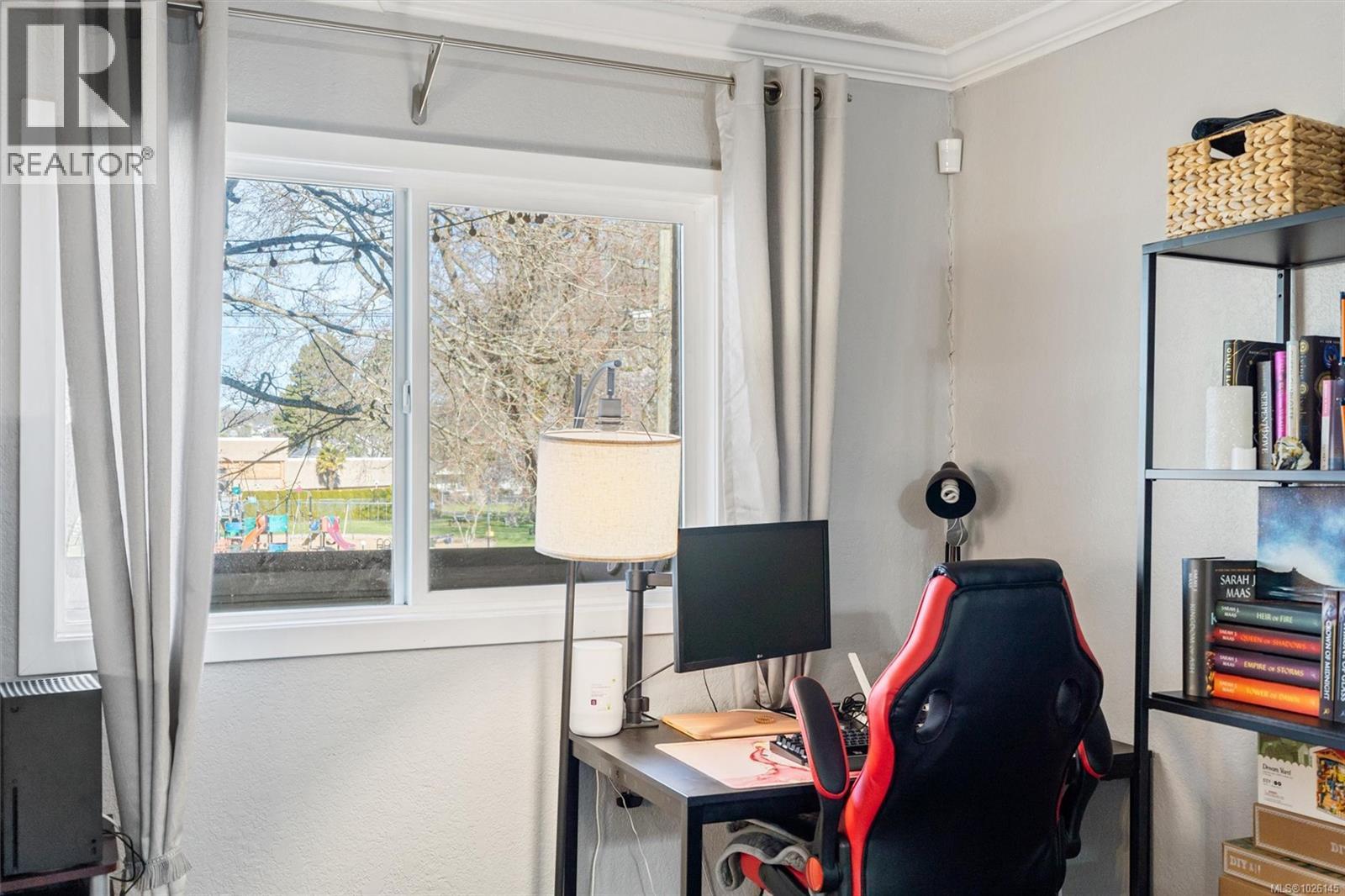 213 909 Pembroke Street, Victoria