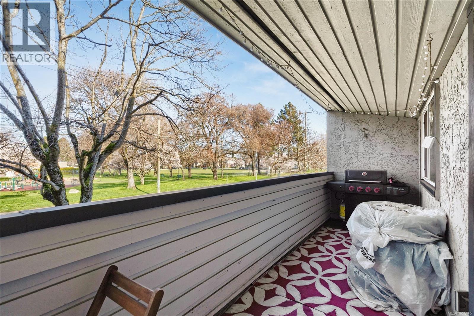 213 909 Pembroke Street, Victoria