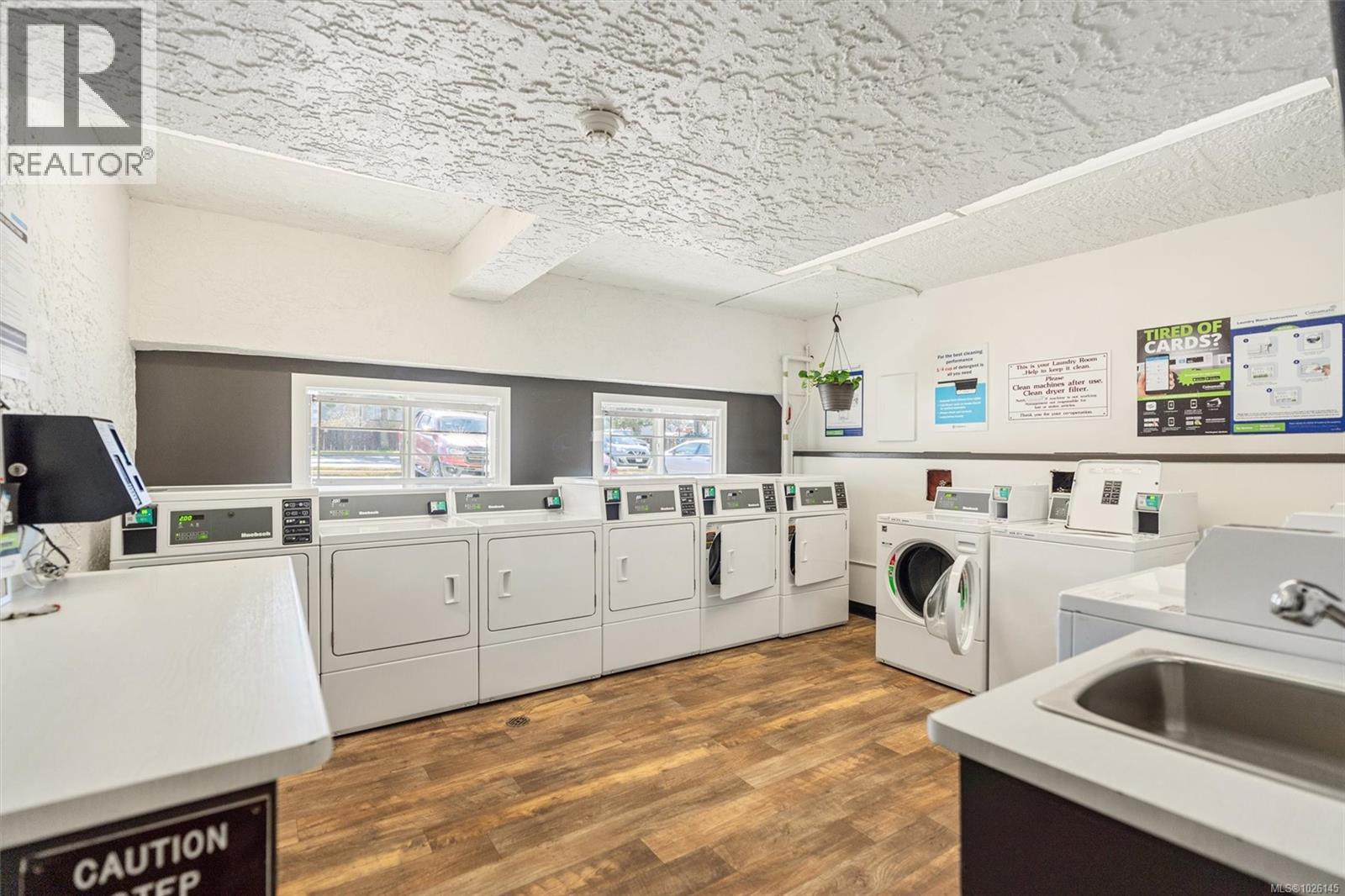 213 909 Pembroke Street, Victoria