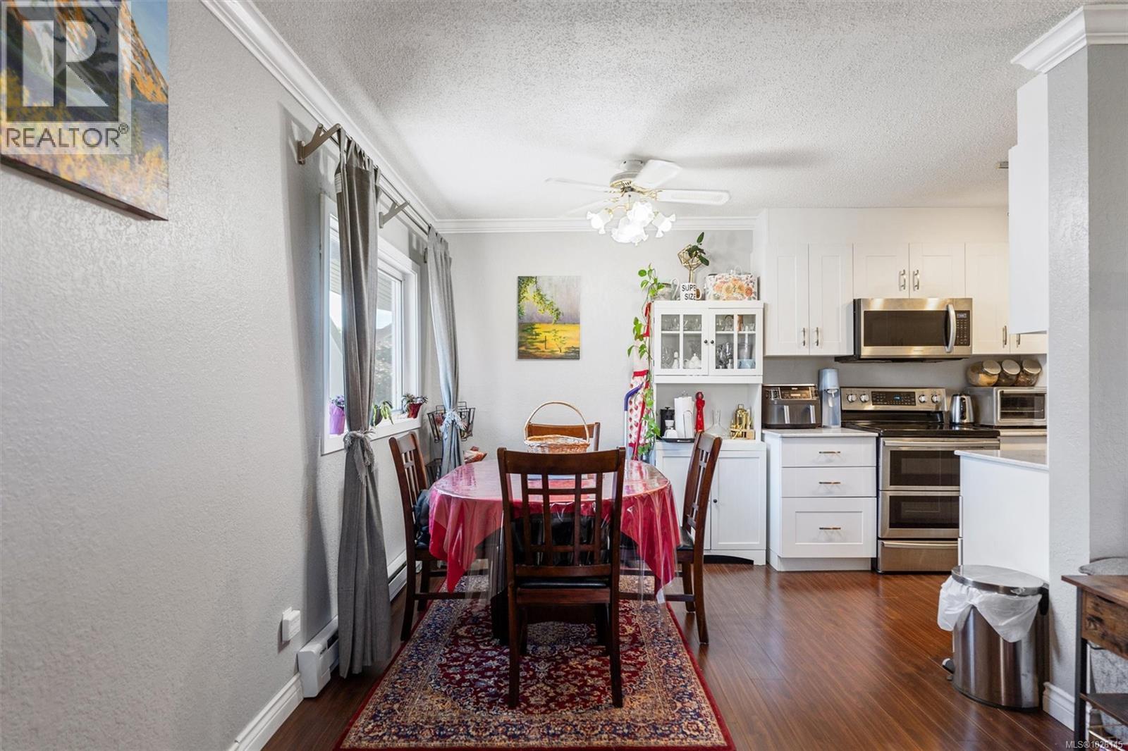 213 909 Pembroke Street, Victoria