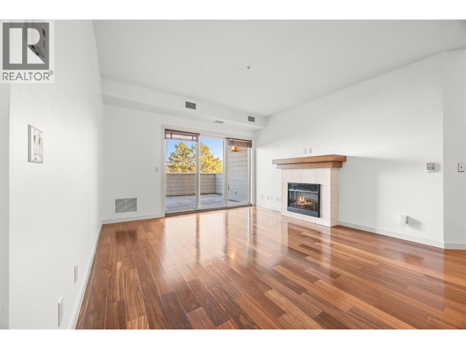 202 2142 Vasile Road, Kelowna