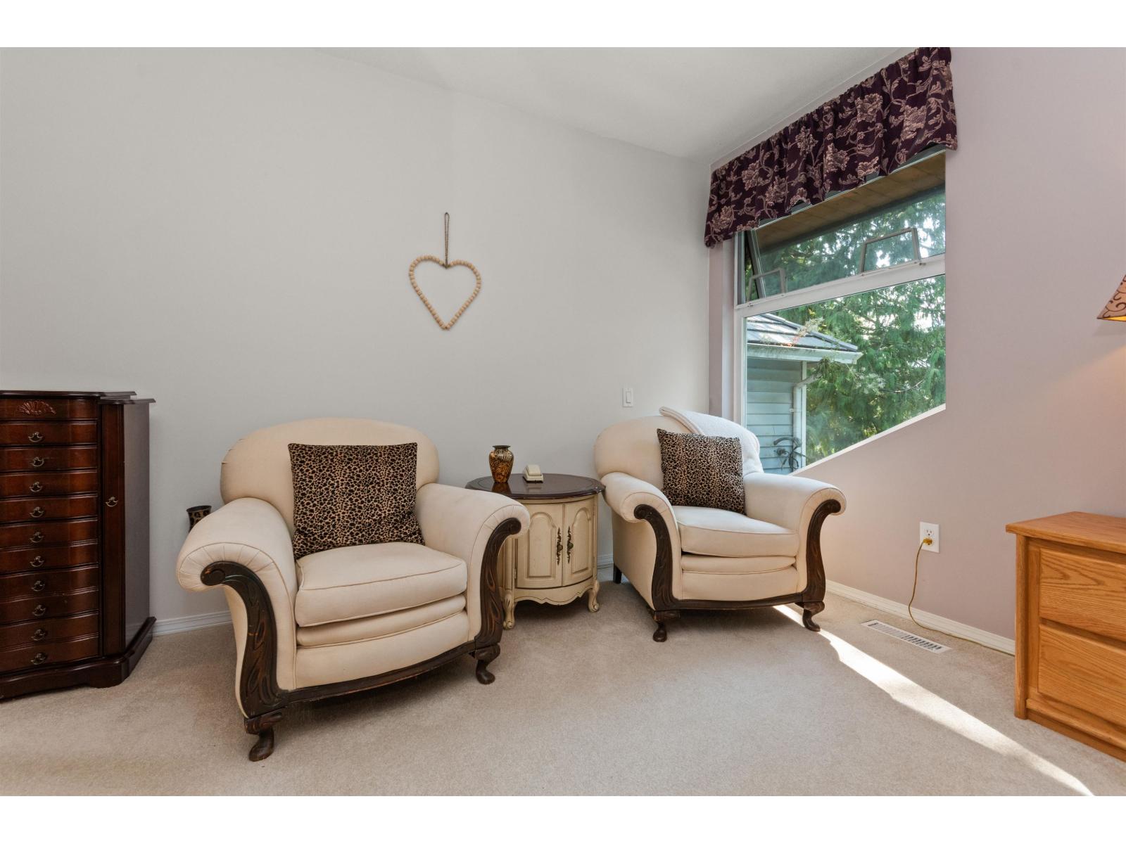 262 FIRST AVENUE, Cultus Lake North, Cultus Lake