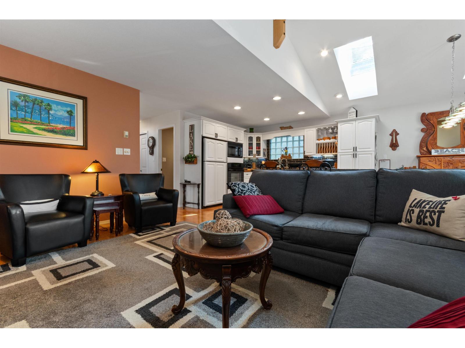 262 FIRST AVENUE, Cultus Lake North, Cultus Lake