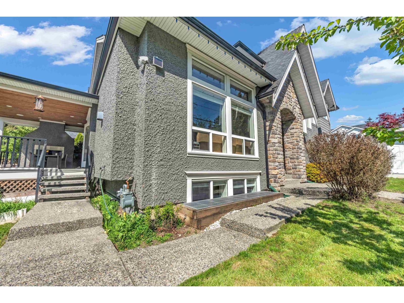 16329 8 Avenue - photo 2