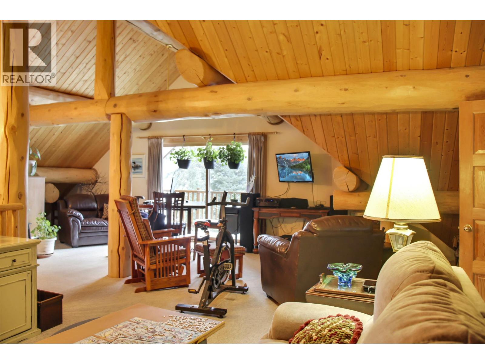 8494 GERALD CRESCENT, Bridge Lake