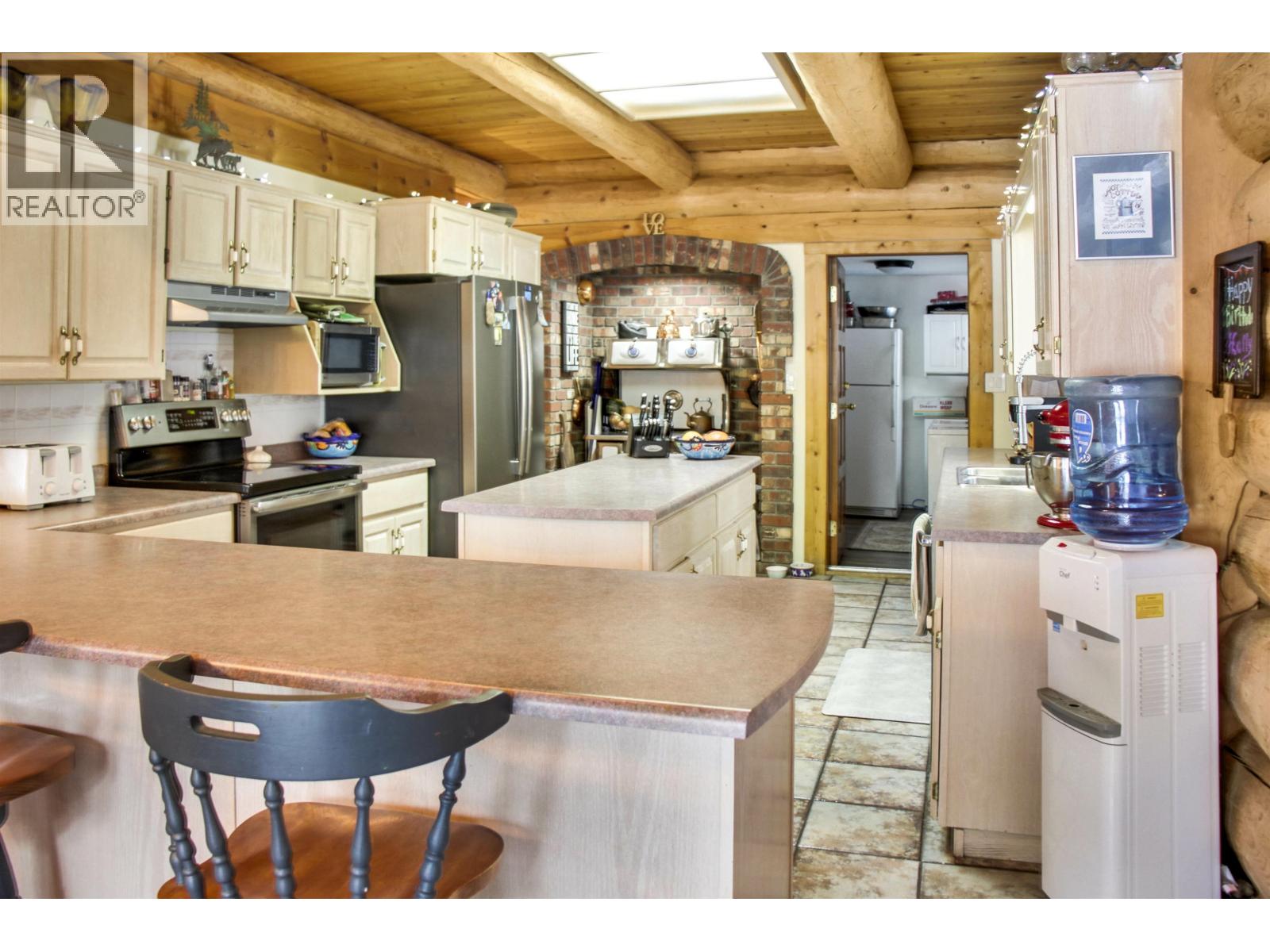 8494 GERALD CRESCENT, Bridge Lake