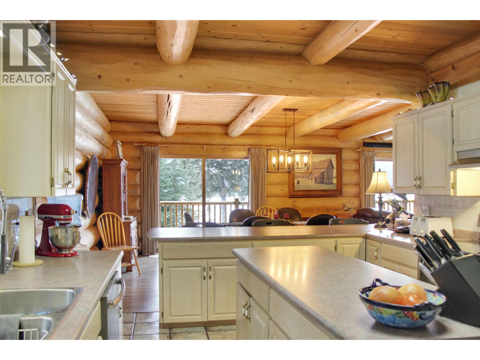 8494 GERALD CRESCENT, Bridge Lake