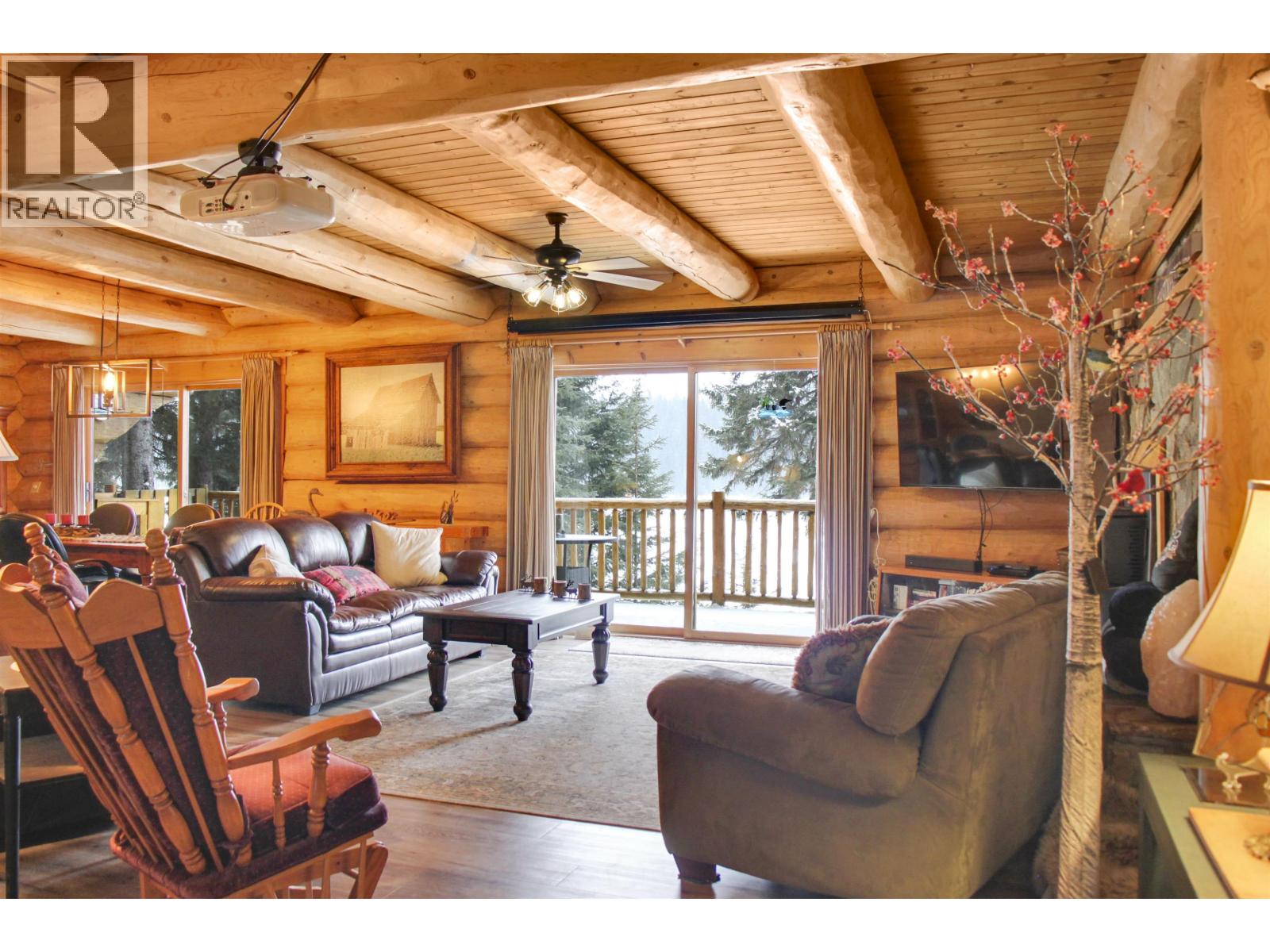 8494 GERALD CRESCENT, Bridge Lake