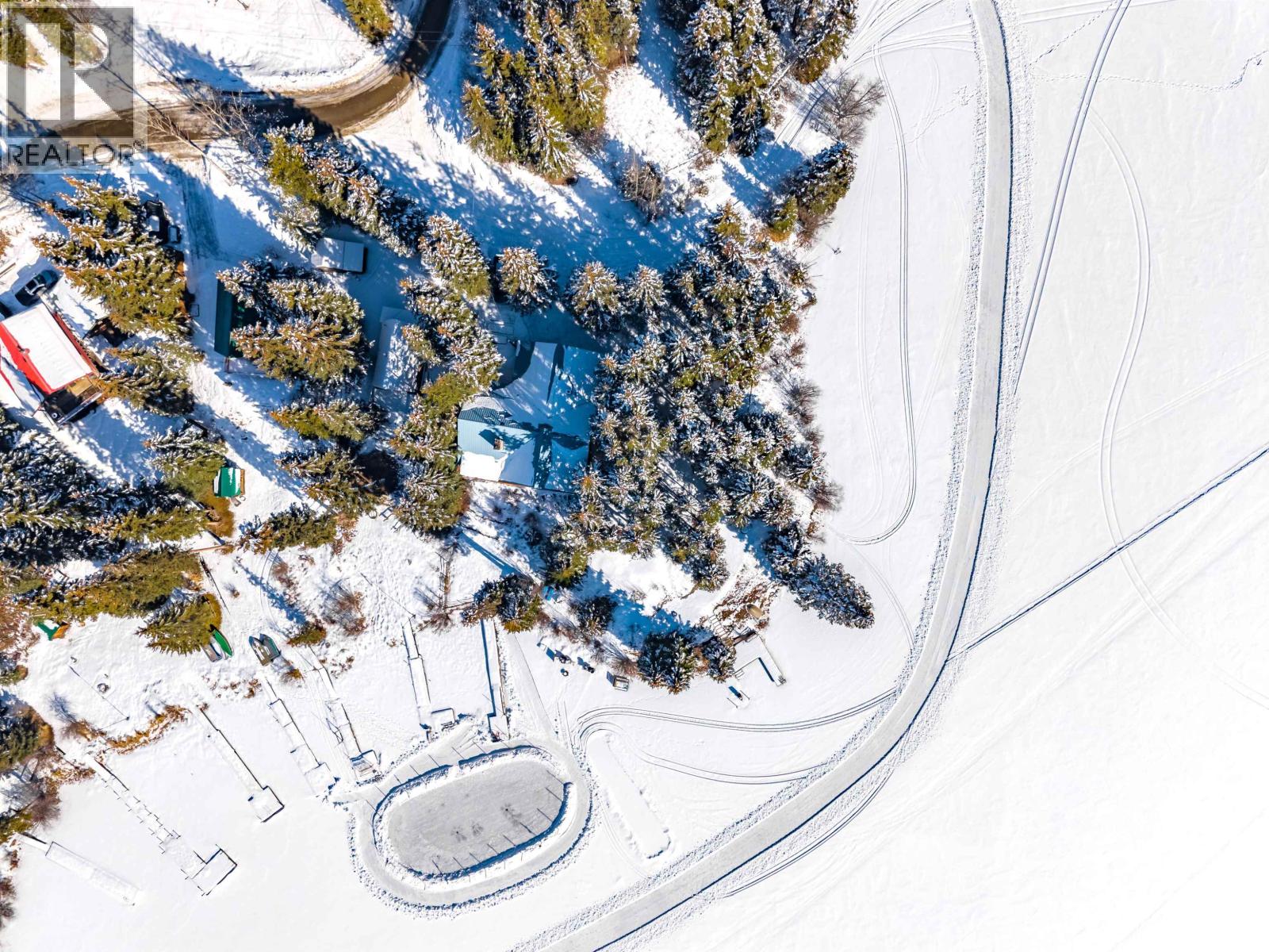 8494 GERALD CRESCENT, Bridge Lake