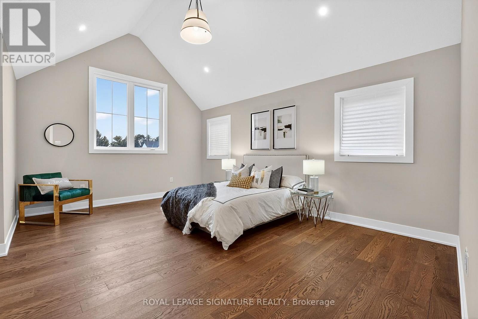 #5 297 WHITING STREET - 28