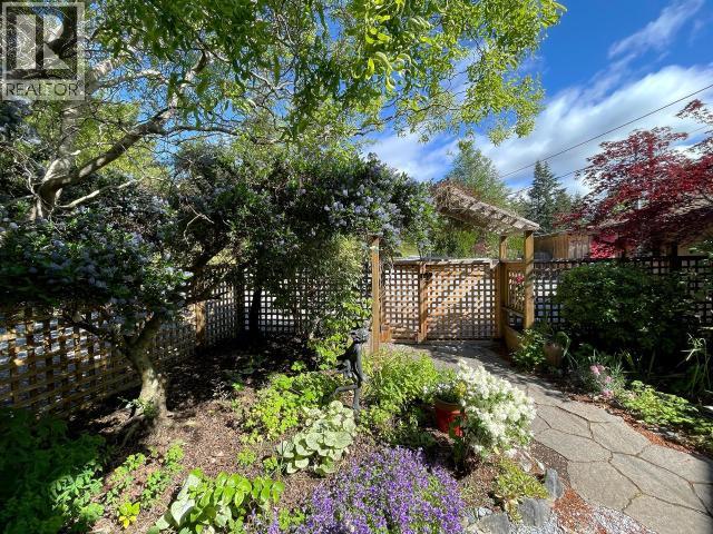 4304 SANDERSON ROAD, Texada Island