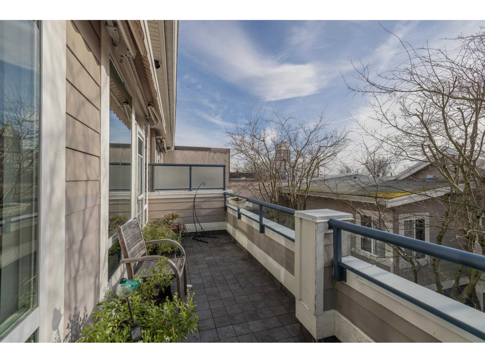 7 15161 PROSPECT AVENUE, White Rock