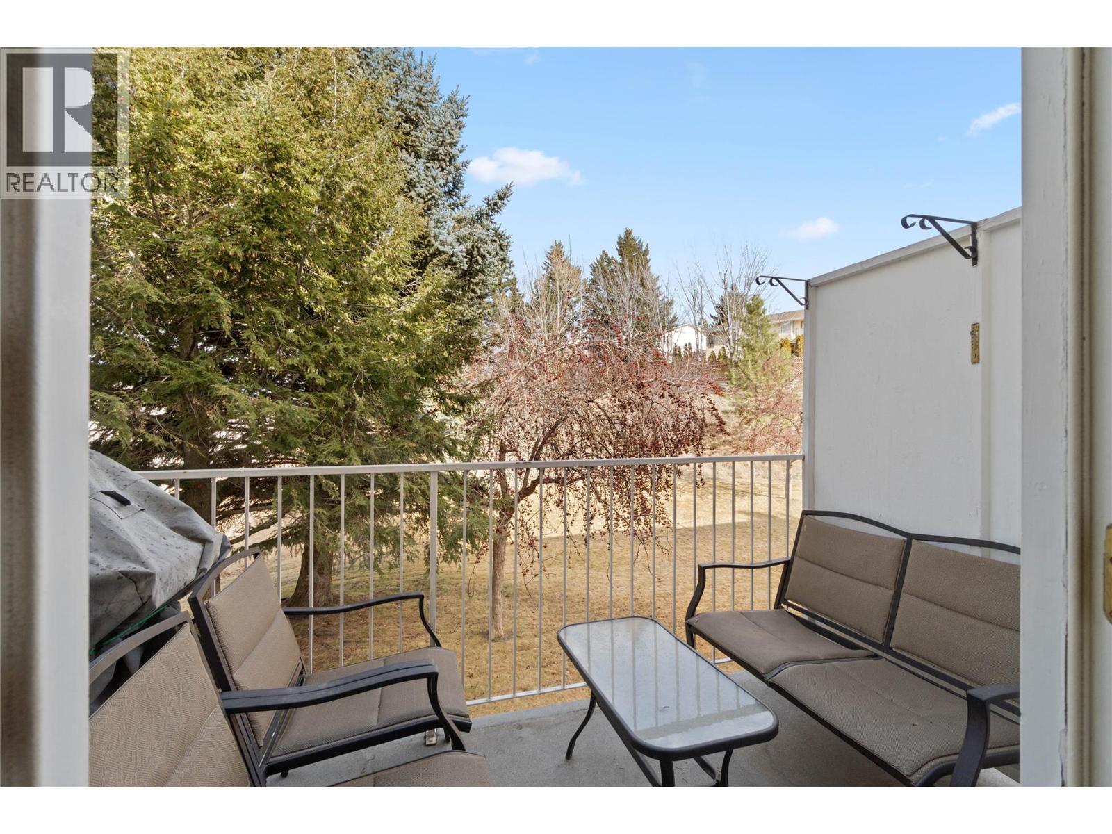 2020 Robson Place Unit# 40, Kamloops