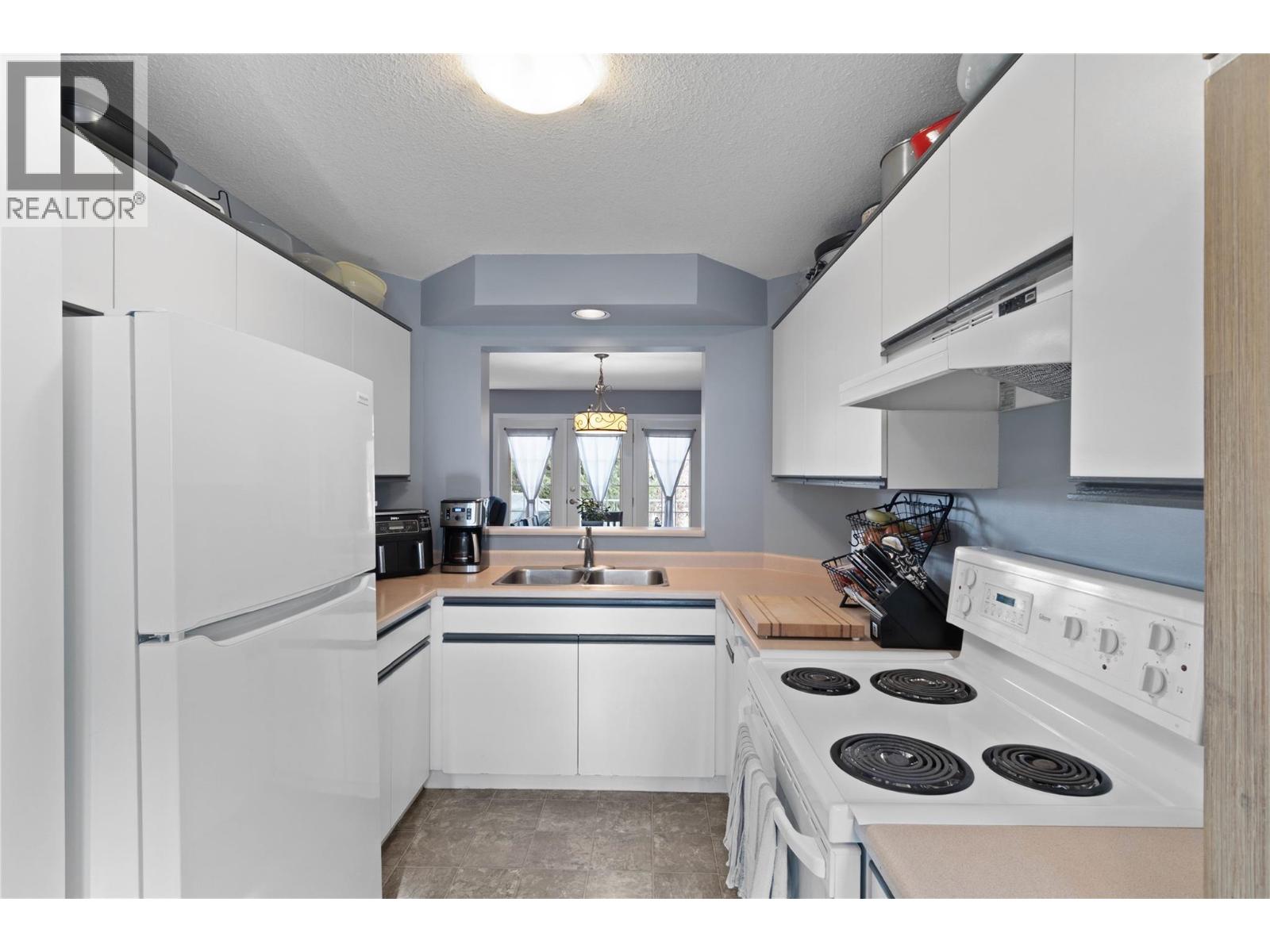 2020 Robson Place Unit# 40, Kamloops