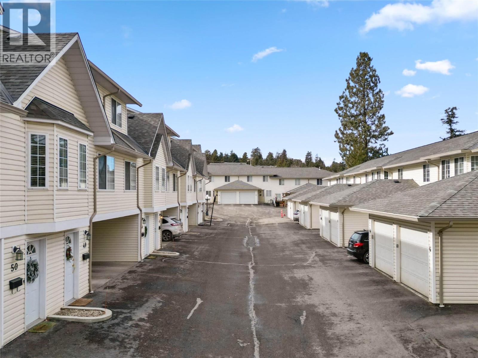 2020 Robson Place Unit# 40, Kamloops