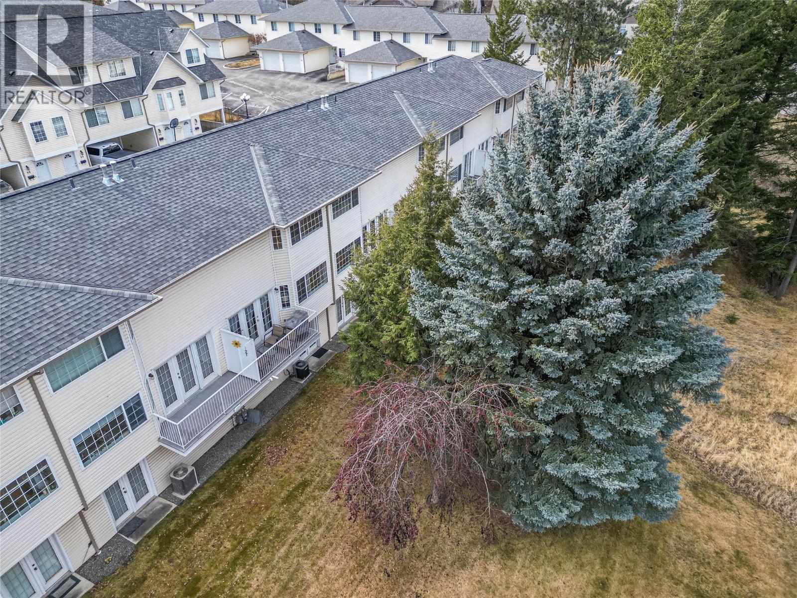 2020 Robson Place Unit# 40, Kamloops