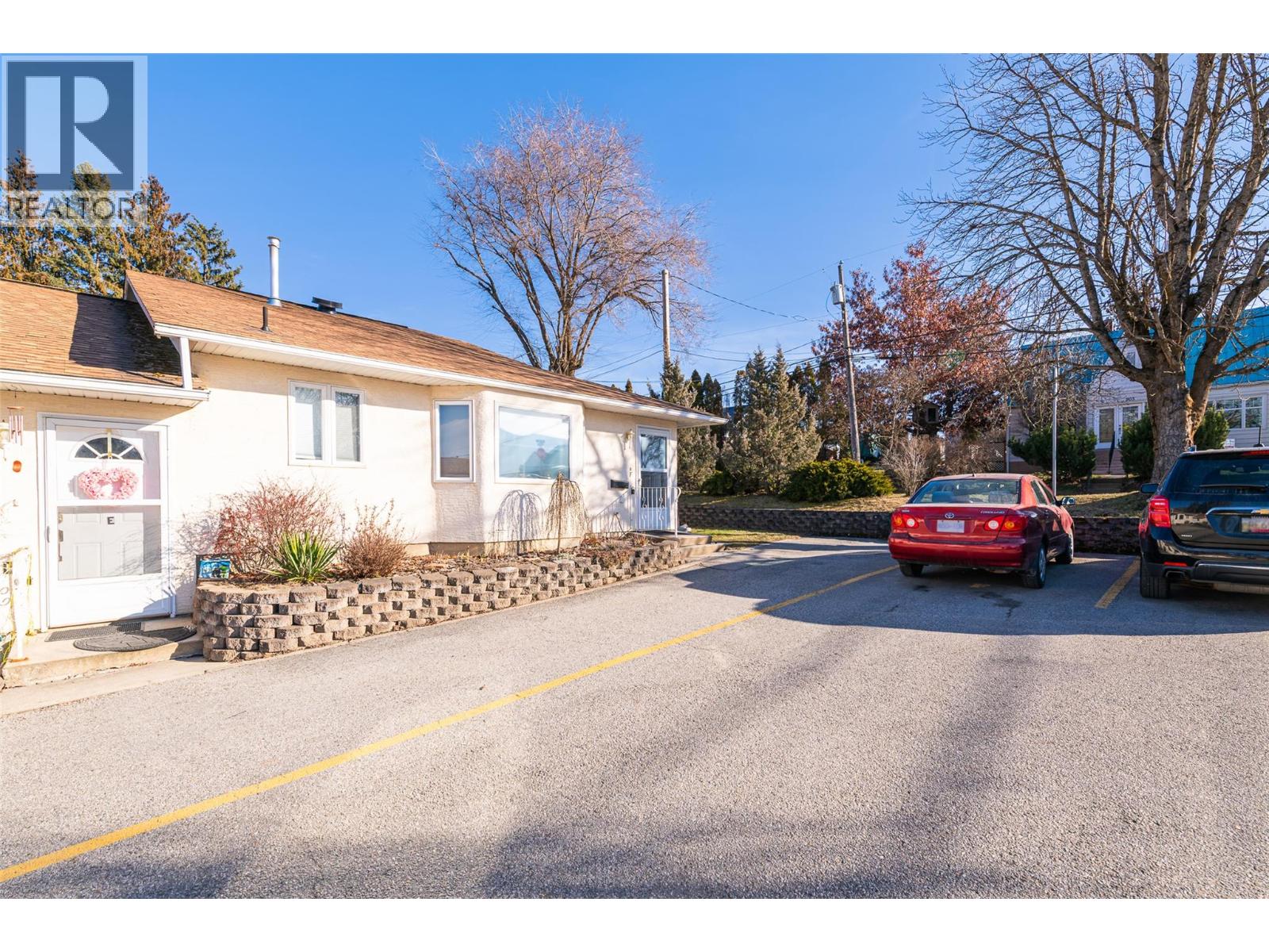 338 9th Avenue S Unit# F, Creston