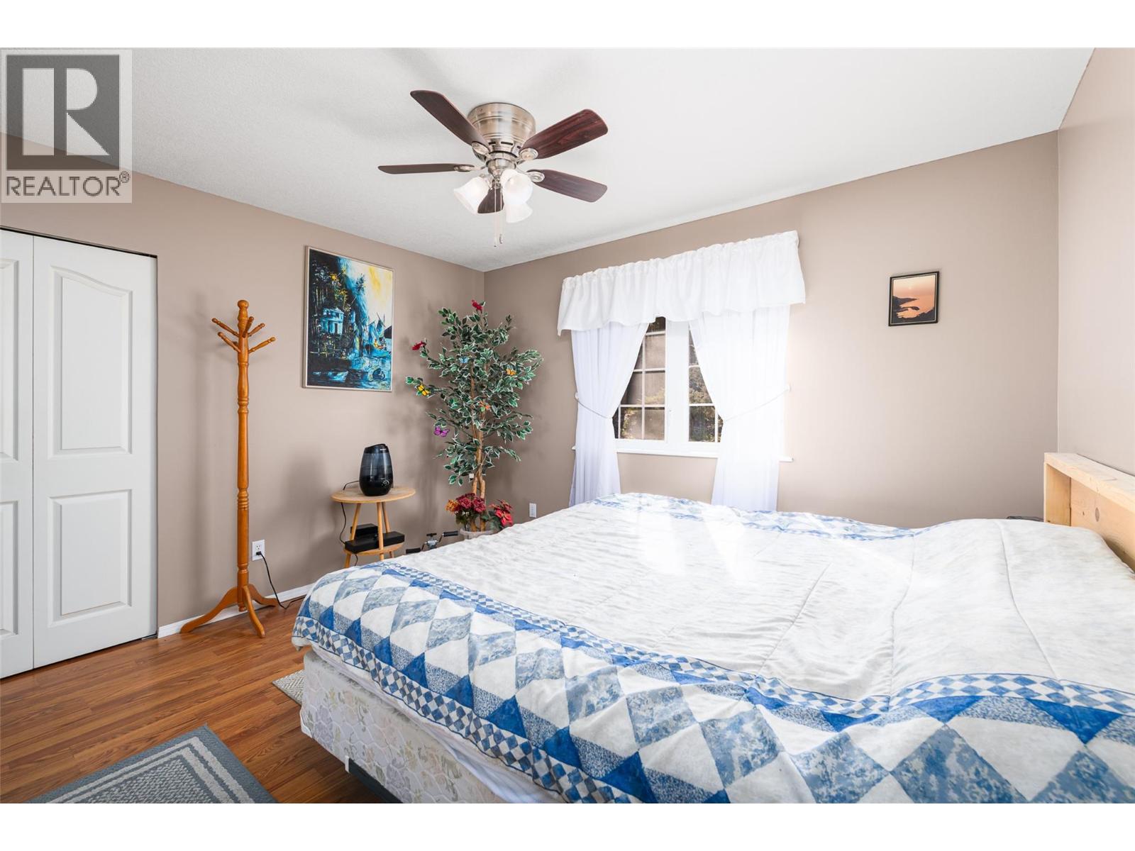 338 9th Avenue S Unit# F, Creston