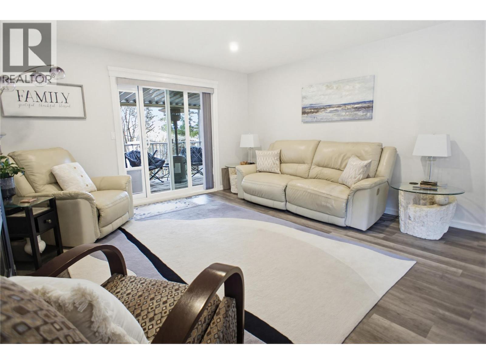 2020 VAN HORNE Drive Unit# 8, Kamloops