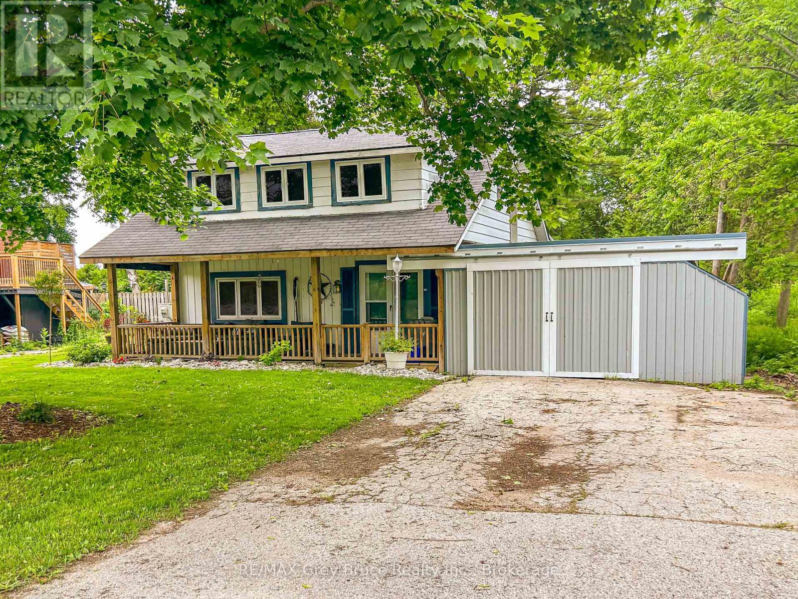 303005 GREY 15 ROAD - 1