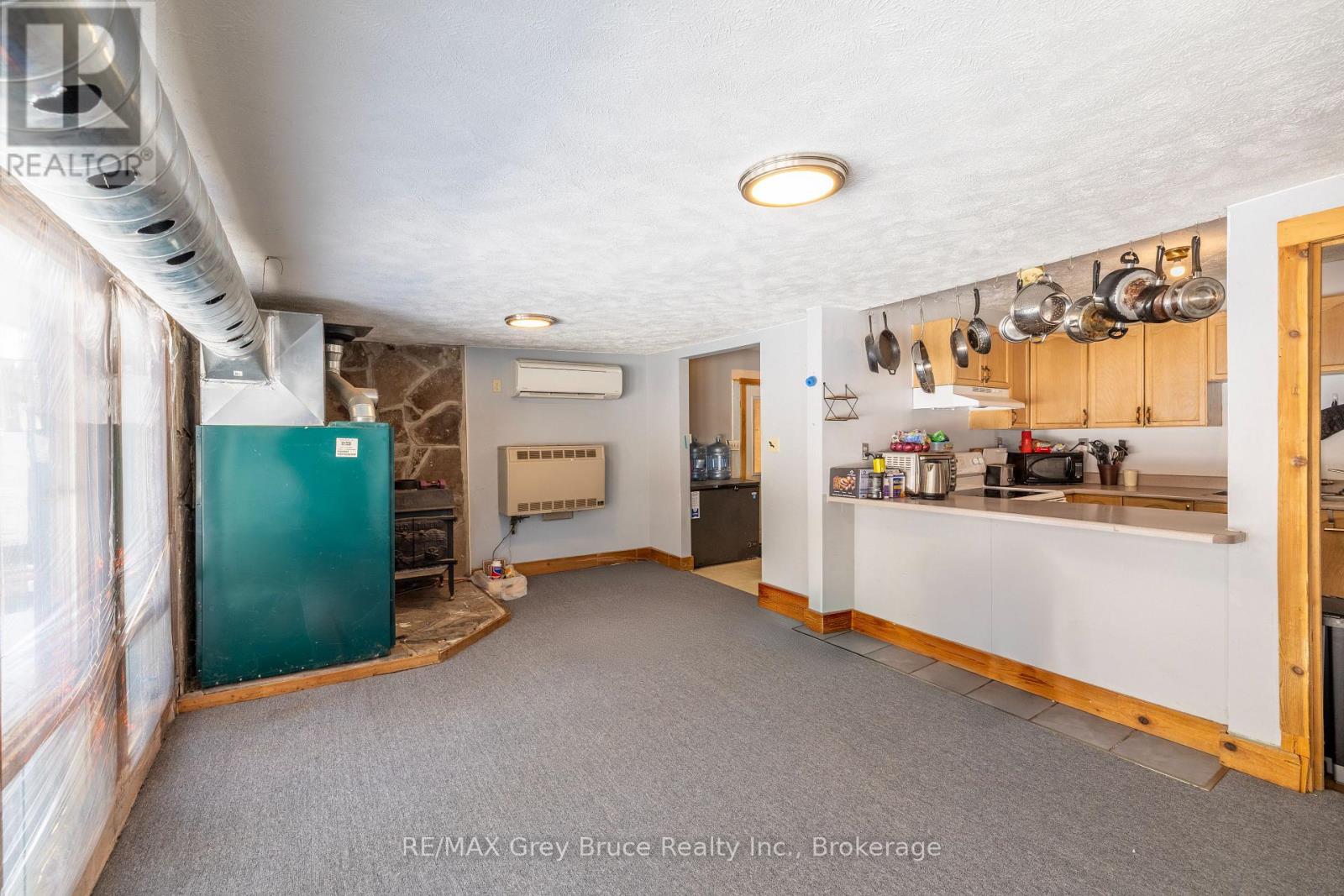 303005 GREY  15 ROAD - 23