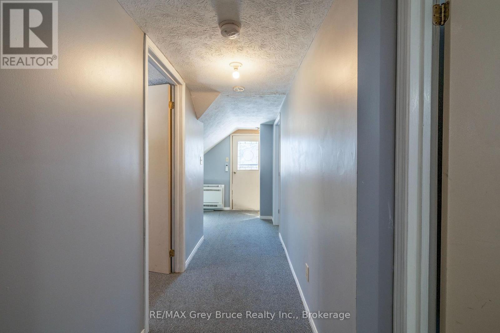 303005 GREY 15 ROAD - 7