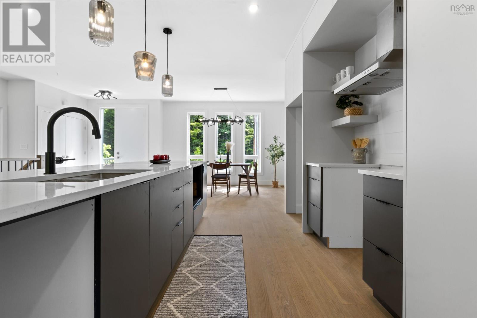 Property 3 of 43 of 2 Merion Court