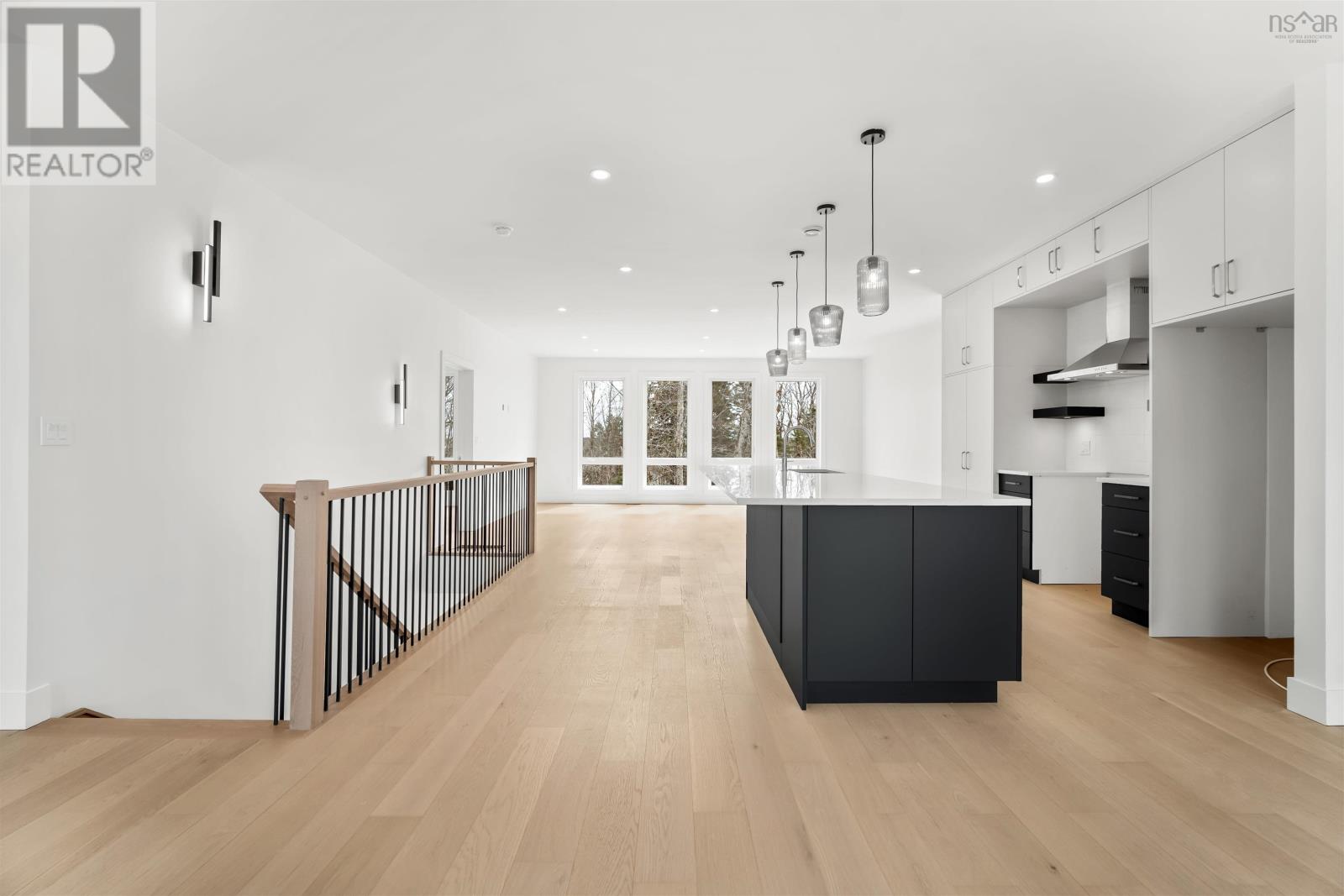 Property 31 of 43 of 2 Merion Court