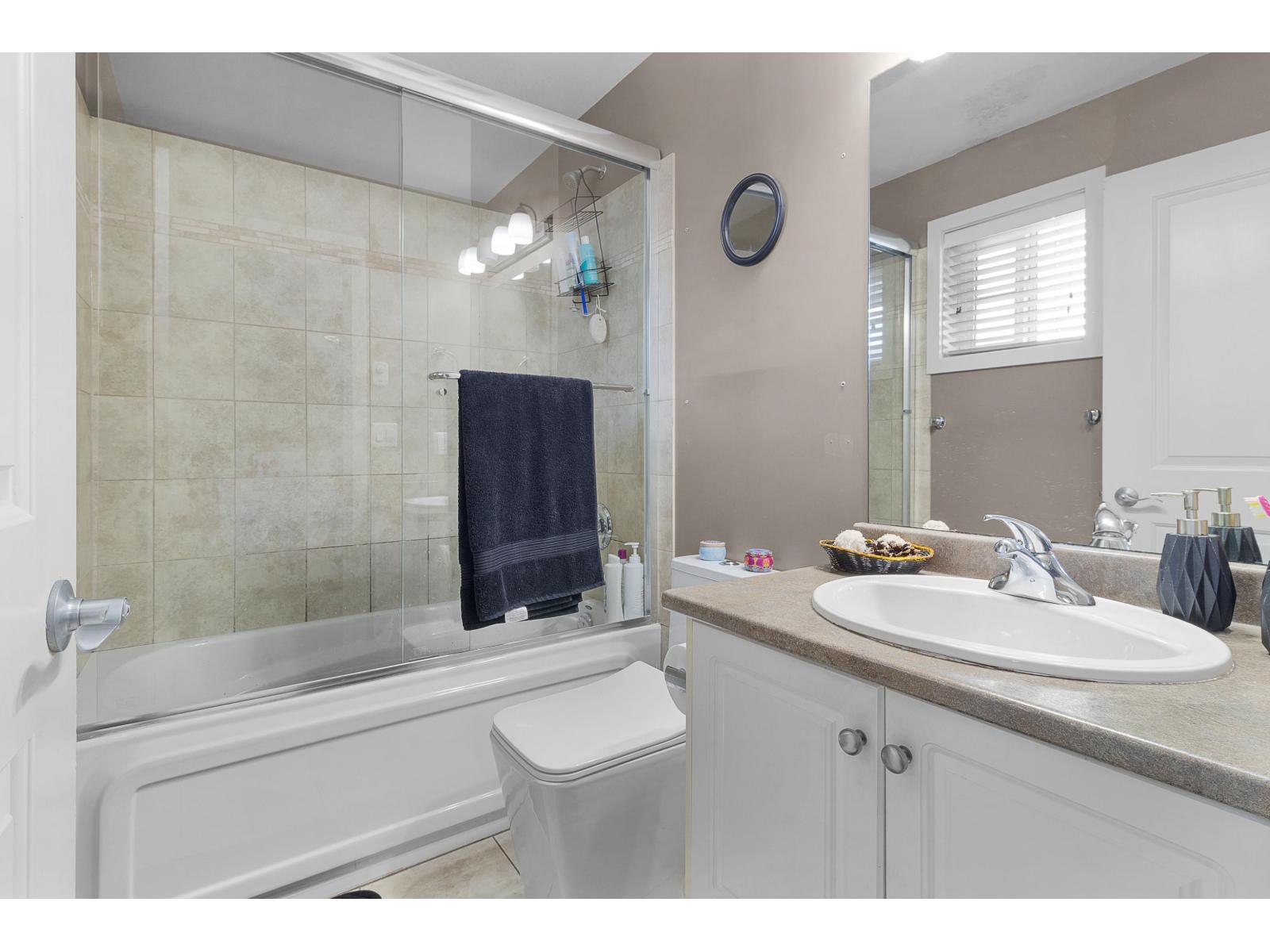 18 31235 UPPER MACLURE ROAD, Abbotsford