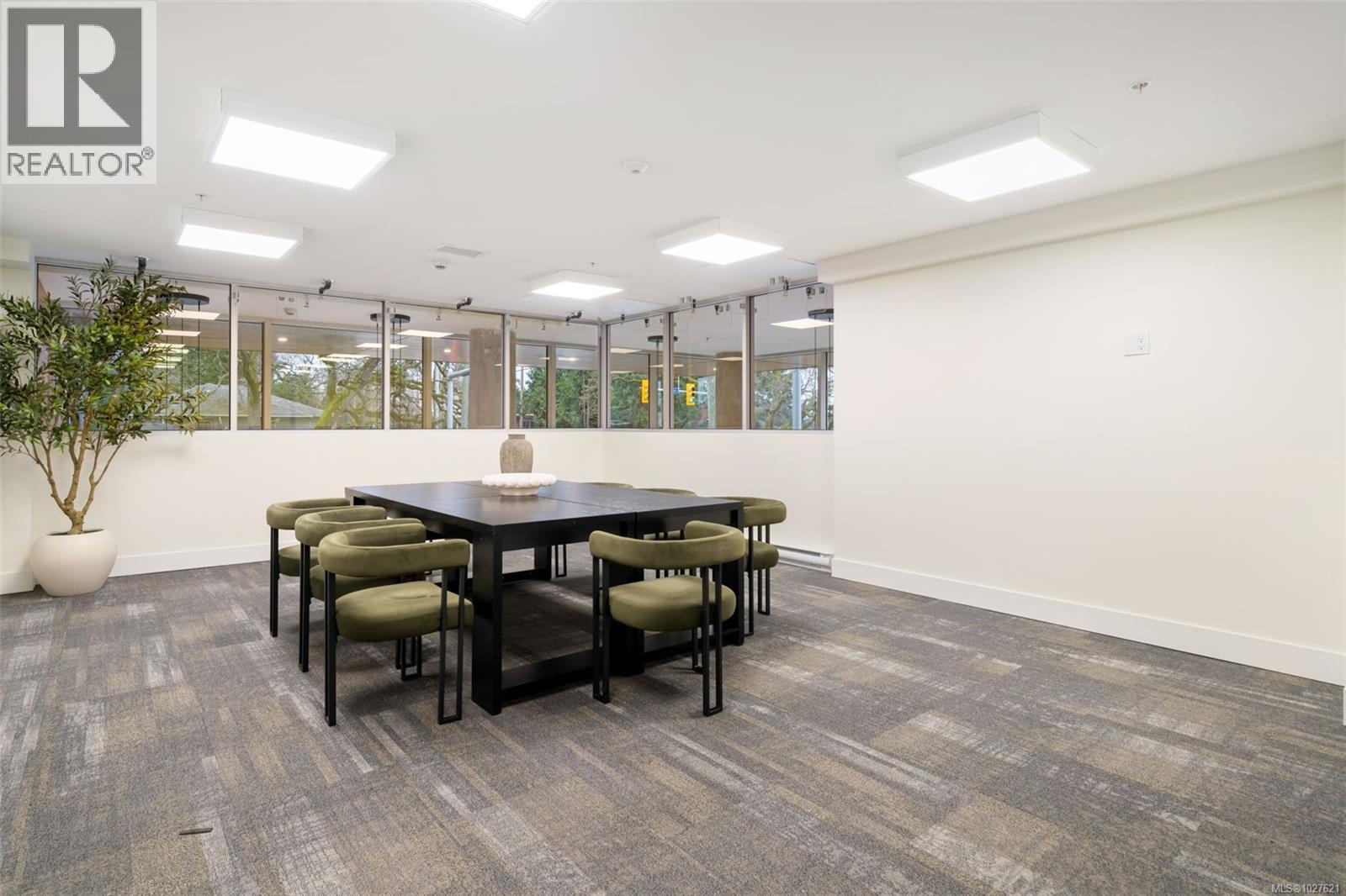 208 610 Lampson Road, Esquimalt