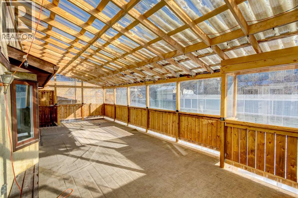 Single Family House for Sale in  Hawkfield Crescent NW Hawkwood Calgary 