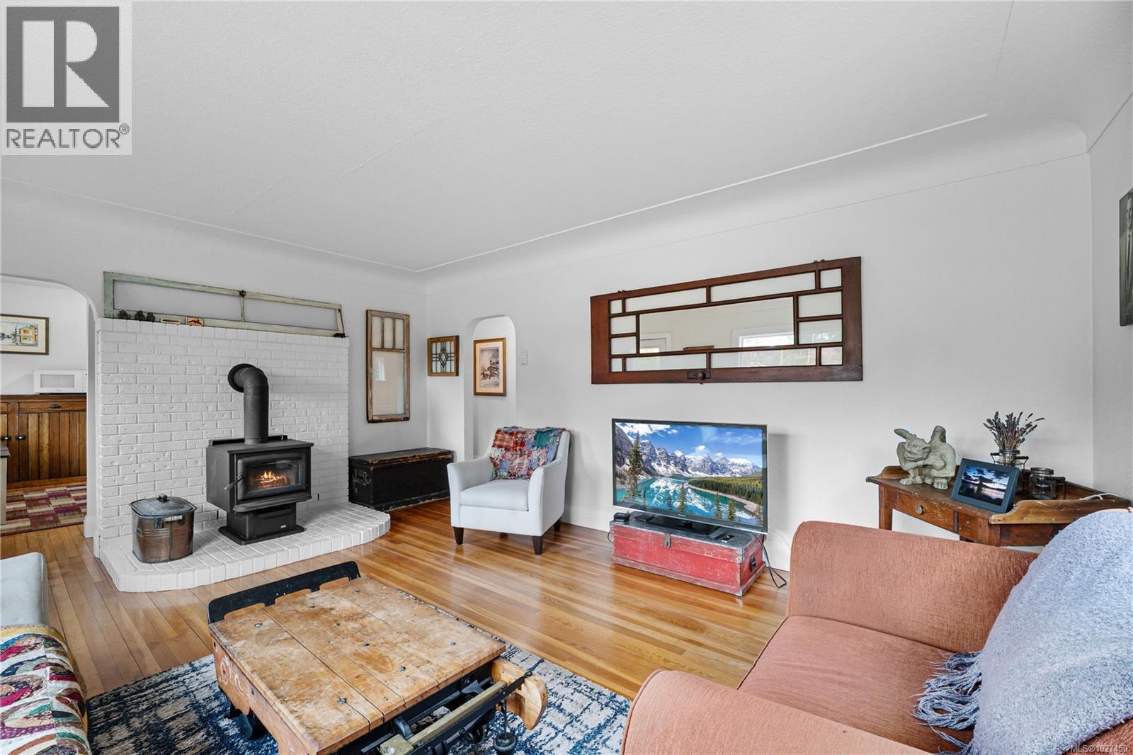 10934 CHEMAINUS RD - 12