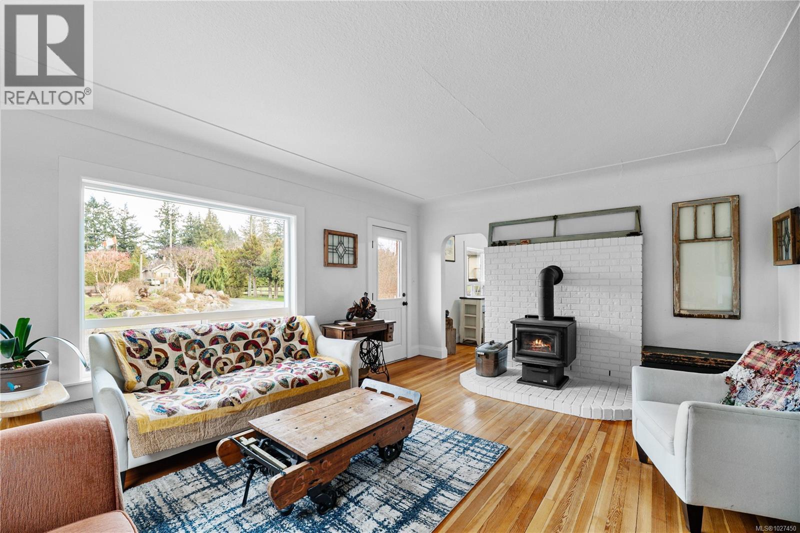 10934 CHEMAINUS RD - 11