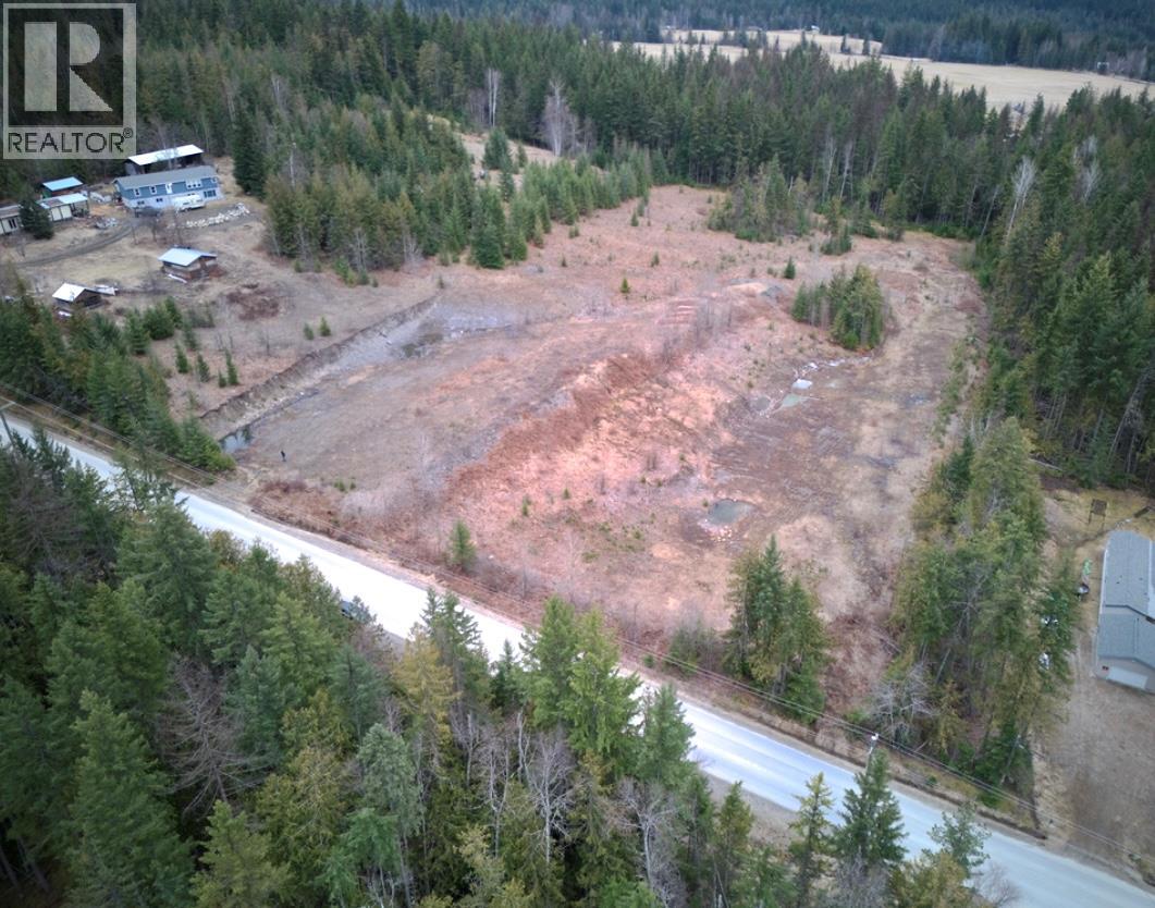 707 Billings Road, Nakusp