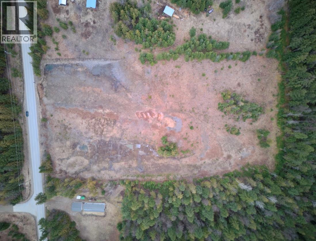 707 Billings Road, Nakusp