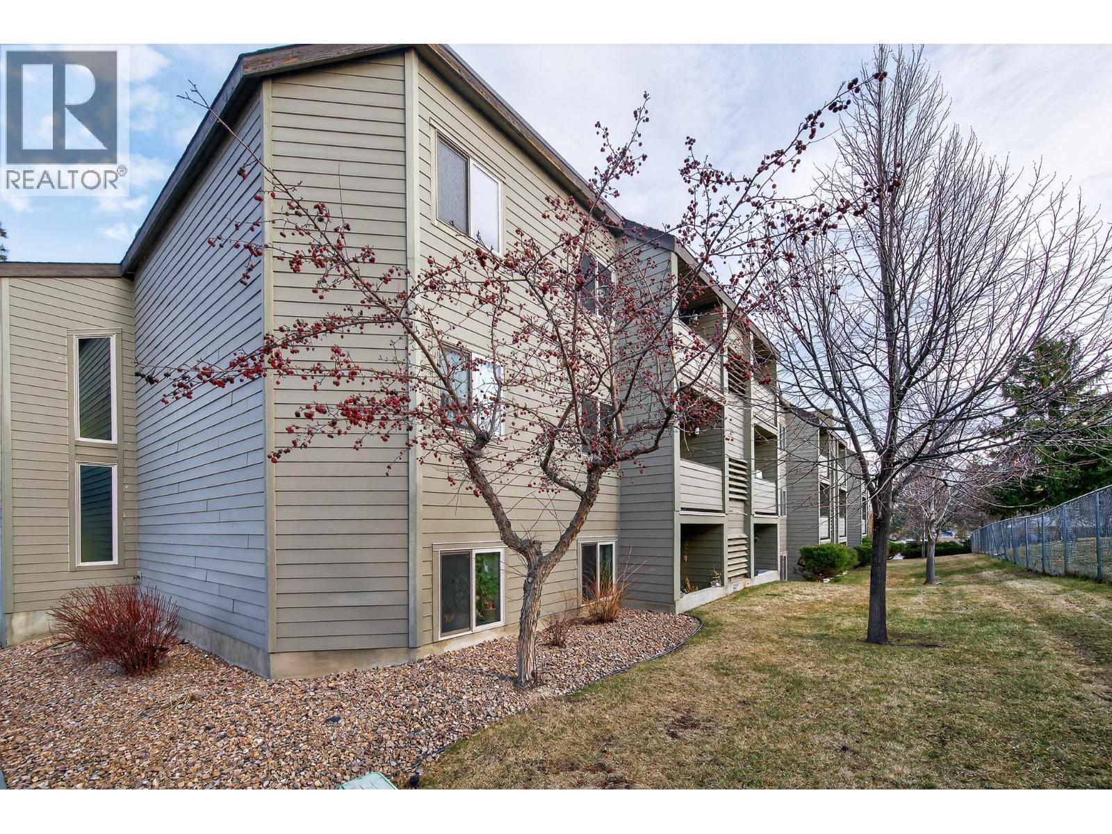 1560 Summit Drive Unit# 106, Kamloops