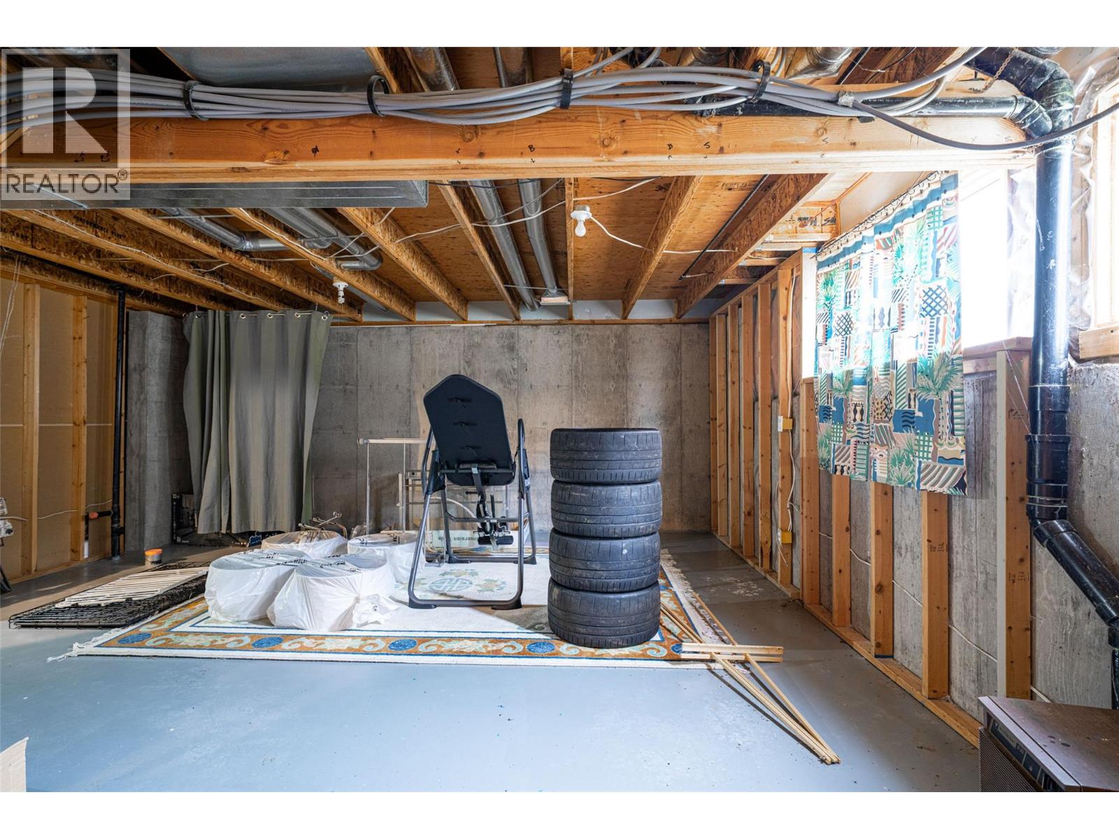 2921 Fieldstone Court, West Kelowna