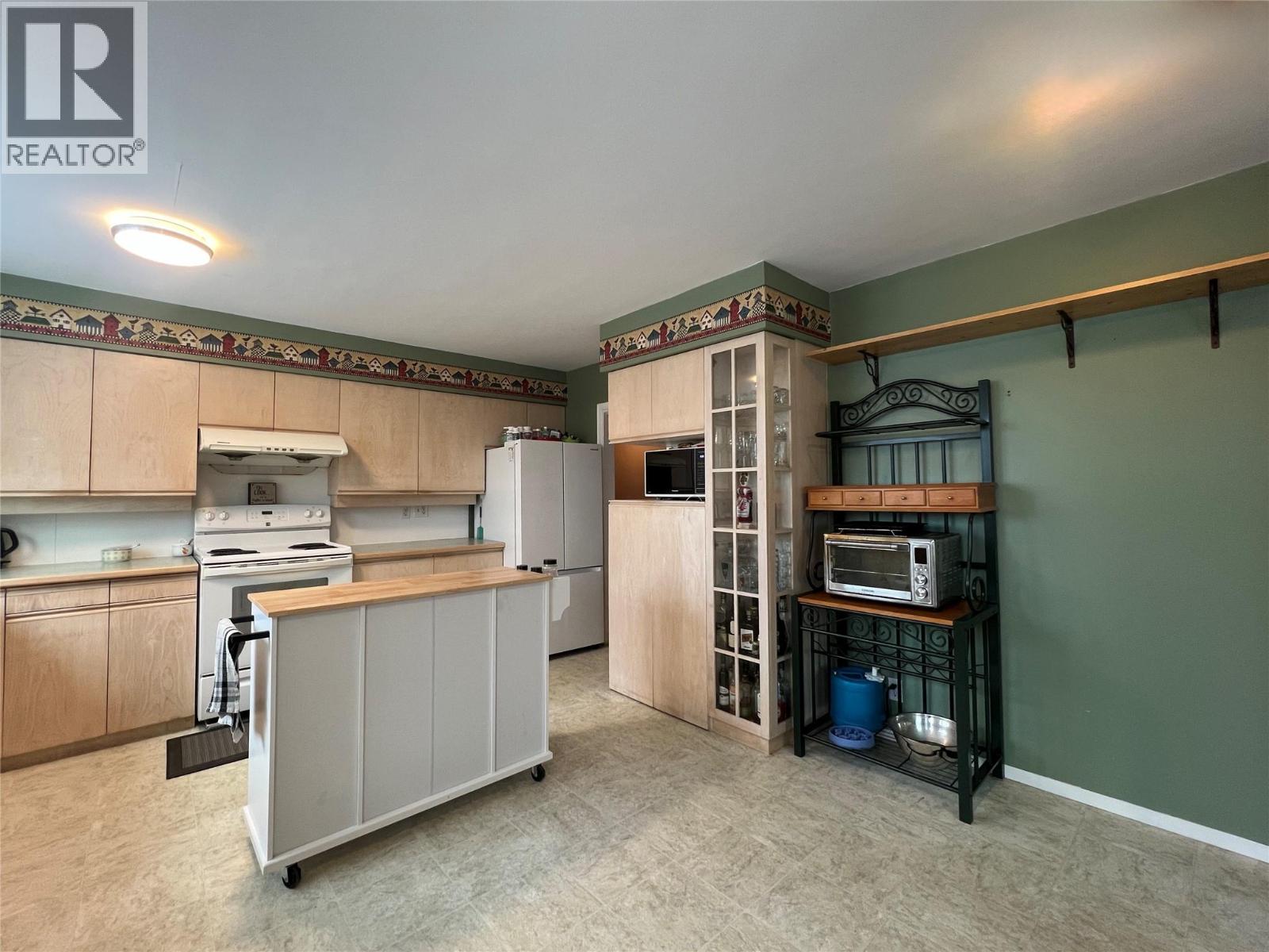 1713 90 Avenue, Dawson Creek