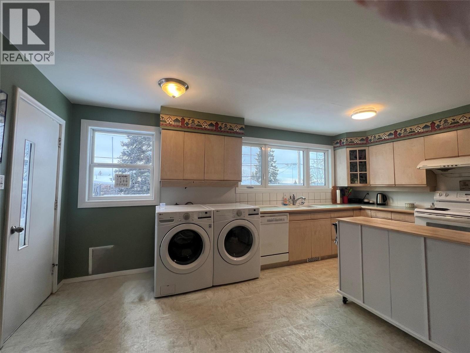 1713 90 Avenue, Dawson Creek