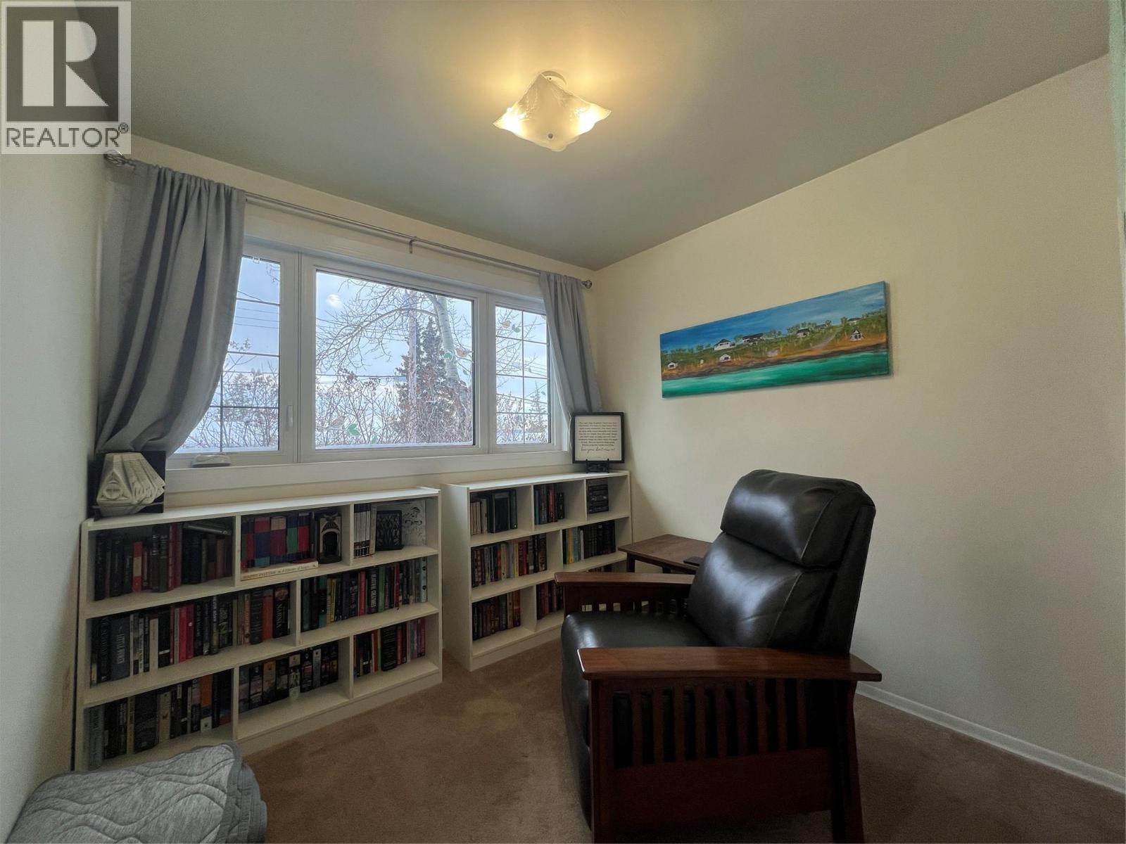 1713 90 Avenue, Dawson Creek