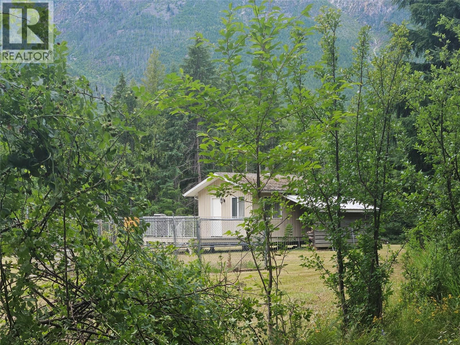 145 MOSTYN ROAD - 19