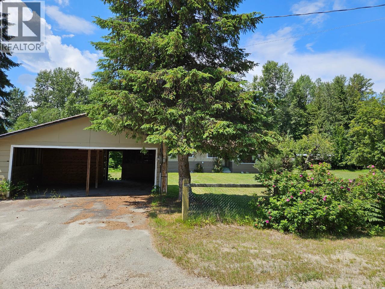 432 ALEXANDER Road, Nakusp