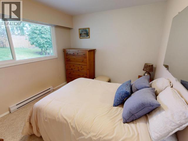 6955 TERRACE STREET, Powell River