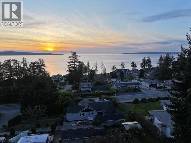6955 TERRACE STREET, Powell River