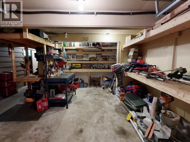 6955 TERRACE STREET, Powell River