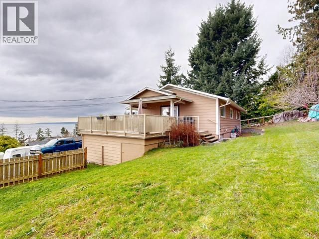 6955 TERRACE STREET, Powell River
