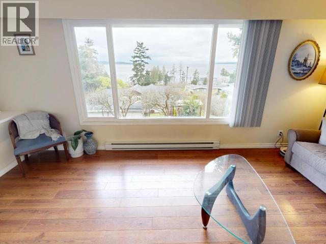 6955 TERRACE STREET, Powell River
